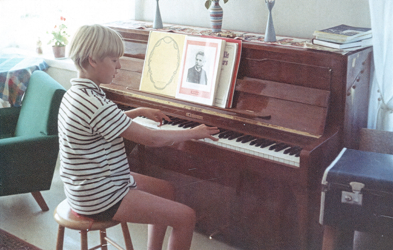 Tolle piano liten